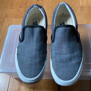 VANS SLIP-ON  UNISEX SZ 6.5 (Men’s)/ SZ 8 ( Women’s)
